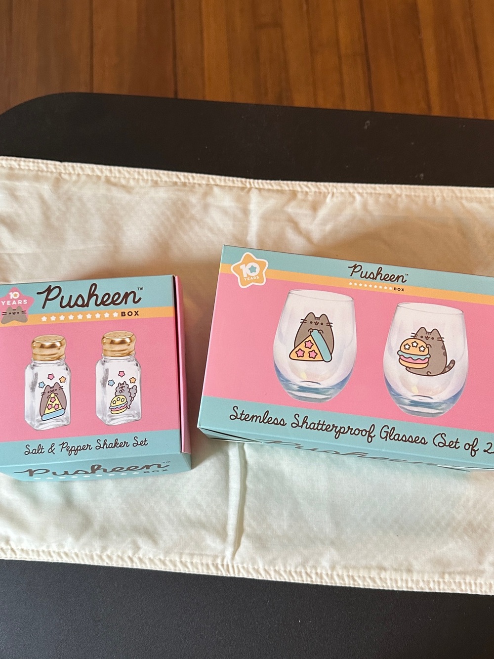 Pusheen Box Stemless glasses and salt/pepper shakers